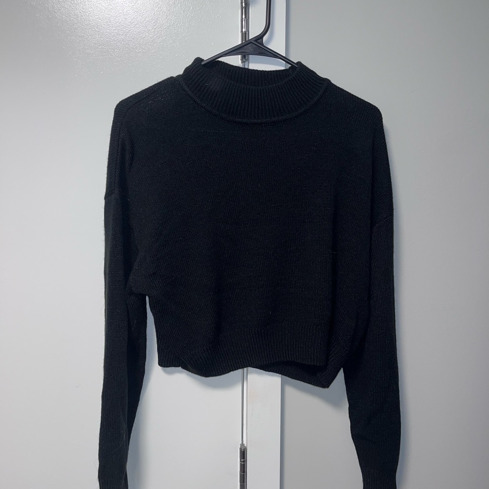 Zara Black Cropped Sweater
